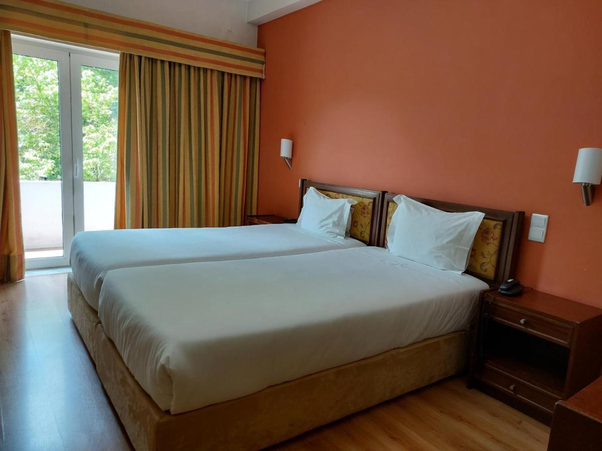 Petrus Hotel Кавес Екстериор снимка