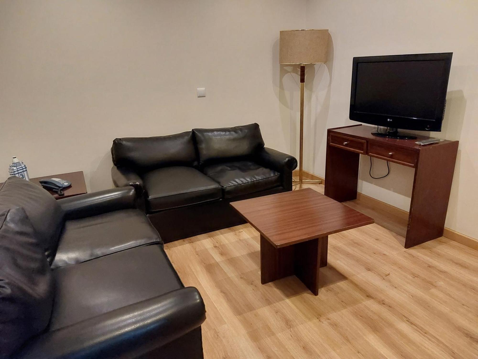 Petrus Hotel Кавес Екстериор снимка
