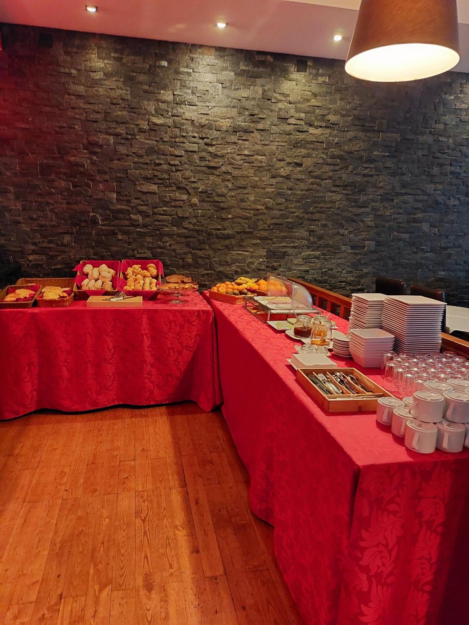 Petrus Hotel Кавес Екстериор снимка