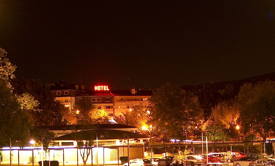 Petrus Hotel Кавес Екстериор снимка