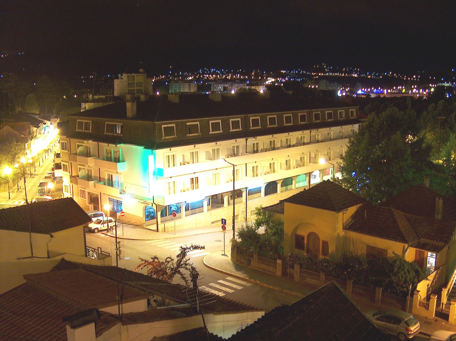 Petrus Hotel Кавес Екстериор снимка